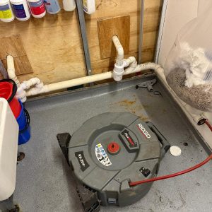 Electromechanical clearance of a 40 mm waste pipe